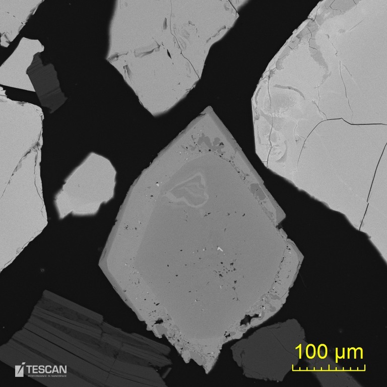 Zoned hafnon grain as an example of rarely ocuring phases found by means of automated mineralogy